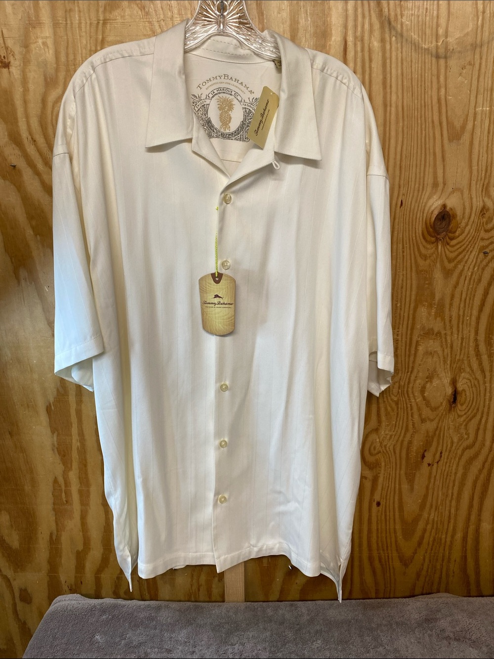Tommy Bahamas size XXL silk camp shirt NWT